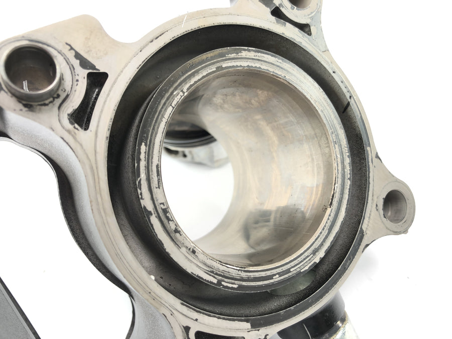 Kawasaki Ninja 125 BX125B [2024] - cylindre avec des pistons