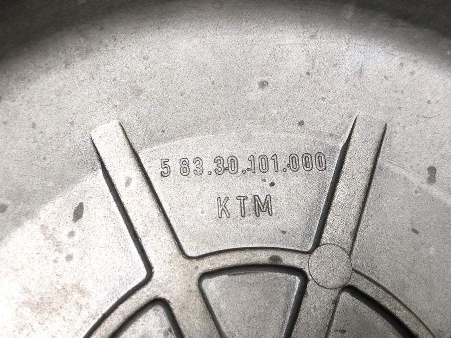 KTM 640 LC4 EGS [1999] - Couvercle d'embrayage couvercle moteur couvercle latéral droit