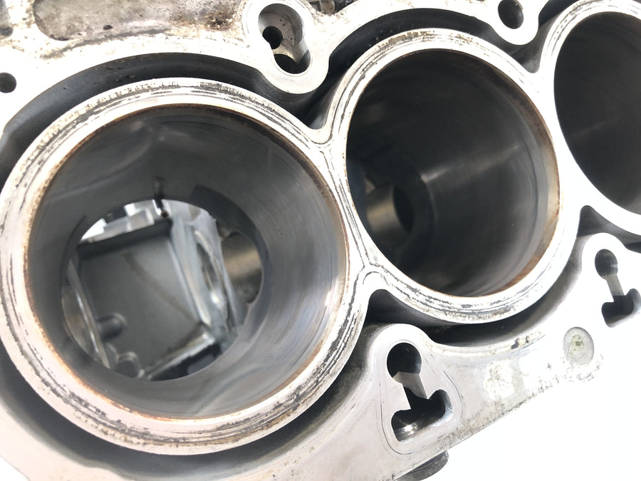 BMW K 1200 S K12S [2004] - Carter moteur avec piston bloc moteur piston