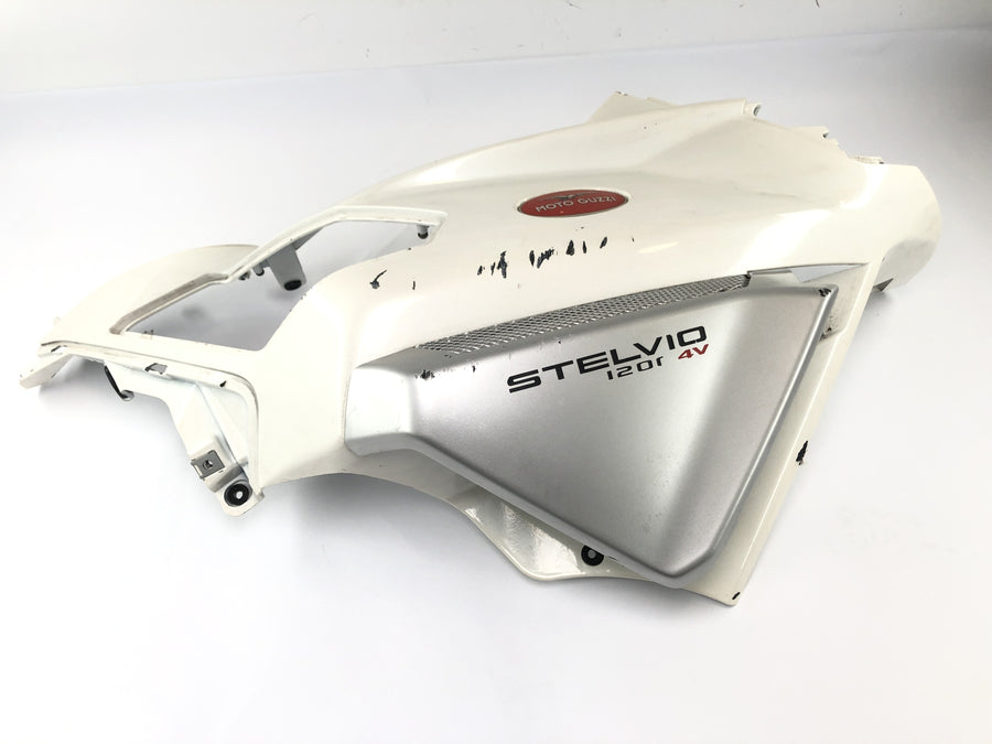 Moto Guzzi Stelvio 1200 4V [2009] - Covered side part on the right displacement part