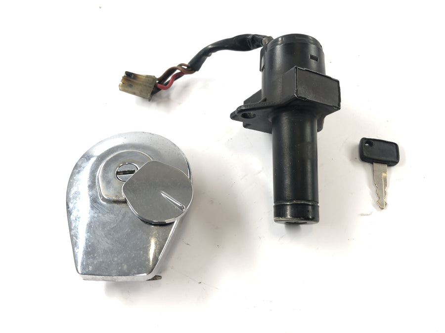 Honda CBX 650 E RC13 [1983] - Ignition lock tank lock