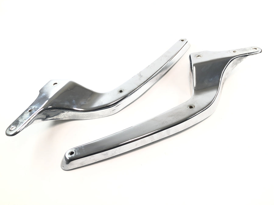 Suzuki Intruder VL 1500 AL [2000] - rear fender bracket fender strut bracket
