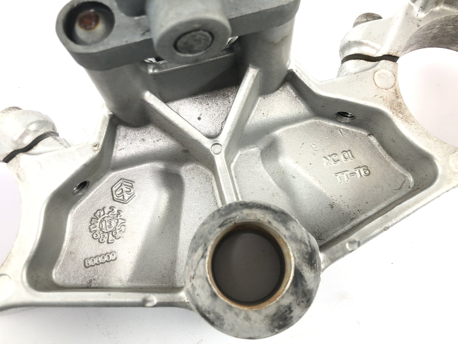 Aprilia RS 125 TW [2017] - pont de fourche supérieur avec serrure de contact au guidon et serrure de selle