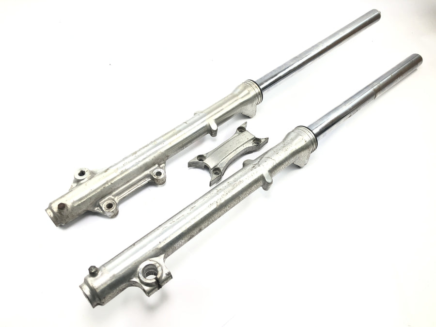 Honda FT 500 PC07 [1983] - Fourche fourche télescopique avec stabilisateur
