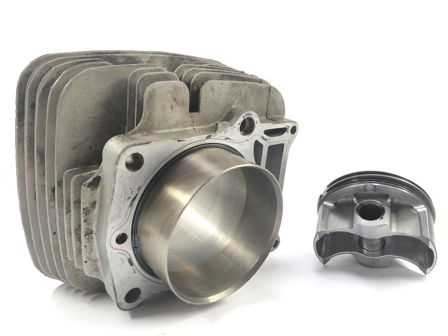 Yamaha TT 600 R DJ01 [1998] - cylinder with pistons
