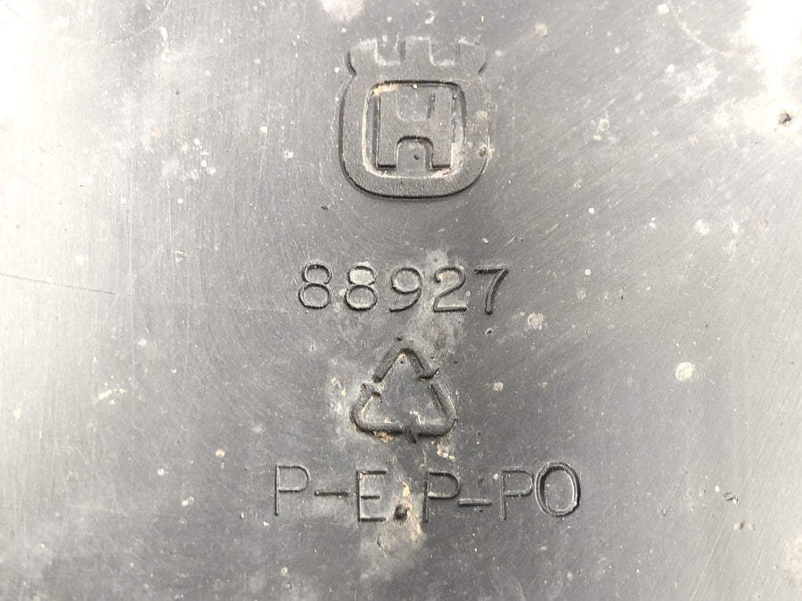 Husqvarna TE 610 H6 8AE [TE 570 H7] - Rear fender with license plate holder and lighting