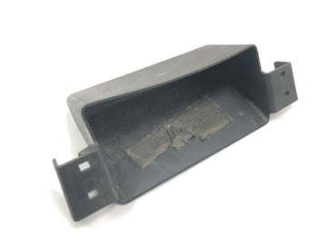 Suzuki GSX R 1100 GU74C [1987] - Storage compartment tool compartment