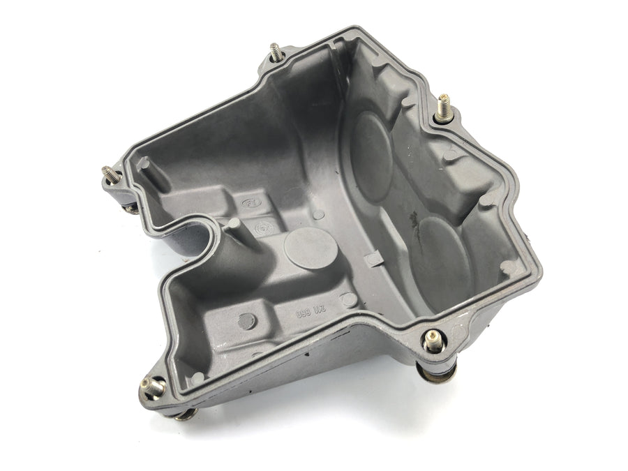 Aprilia SL 1000 Falco Pa [2000] - Valve lid cylinder head lids at the rear