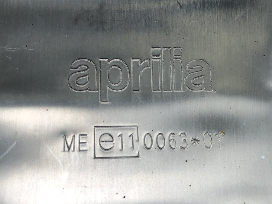 Aprilia Mille RSV 1000 ME [1999] - Auspuff Schalldämpfer Endtopf