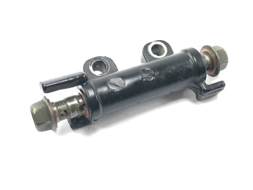 Yamaha V Max 1200 2LT [1998] - Front brake distributor