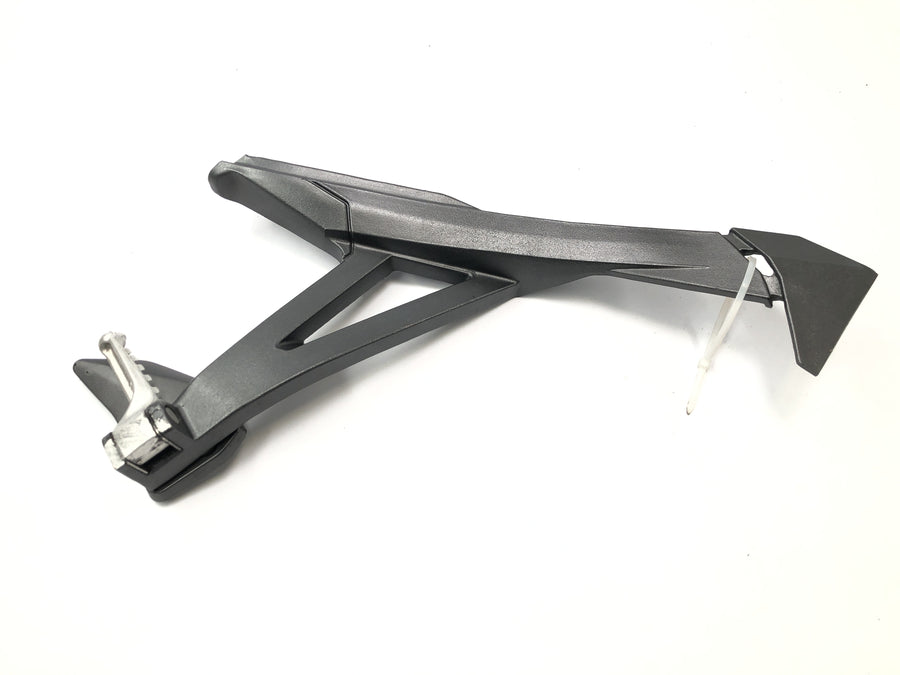 Aprilia RST 1000 Futura [2002] - Pedia's footrest on the right with Halter Footrest holder on the right