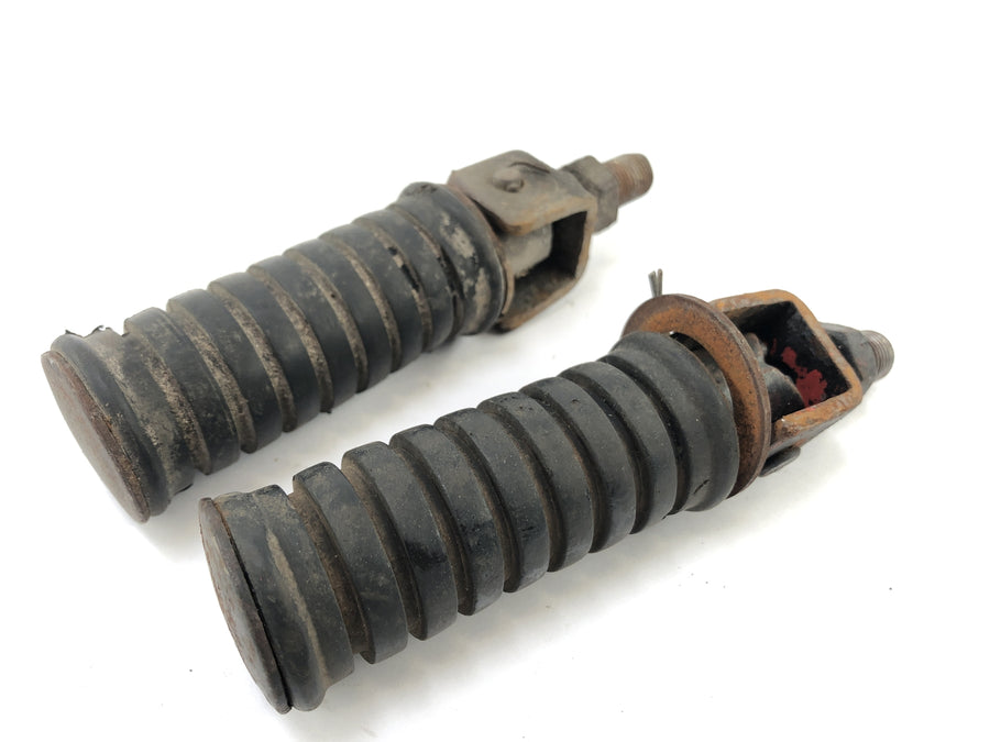 Yamaha XT 500 1U6 [1981] - Footrests Passenger Footrests Pair