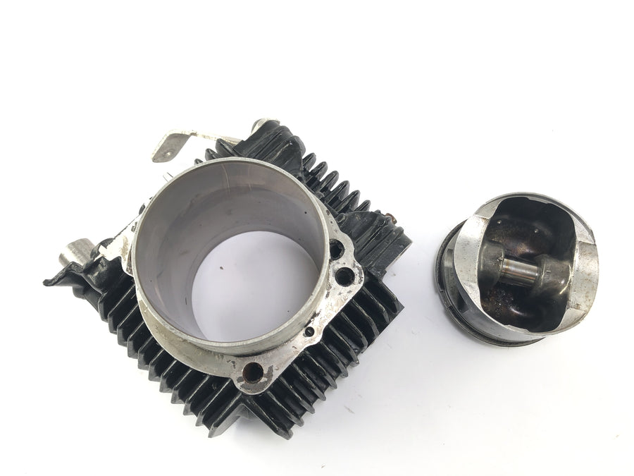 Ducati 900 SS [1991] - Cylindre à piston horizontal