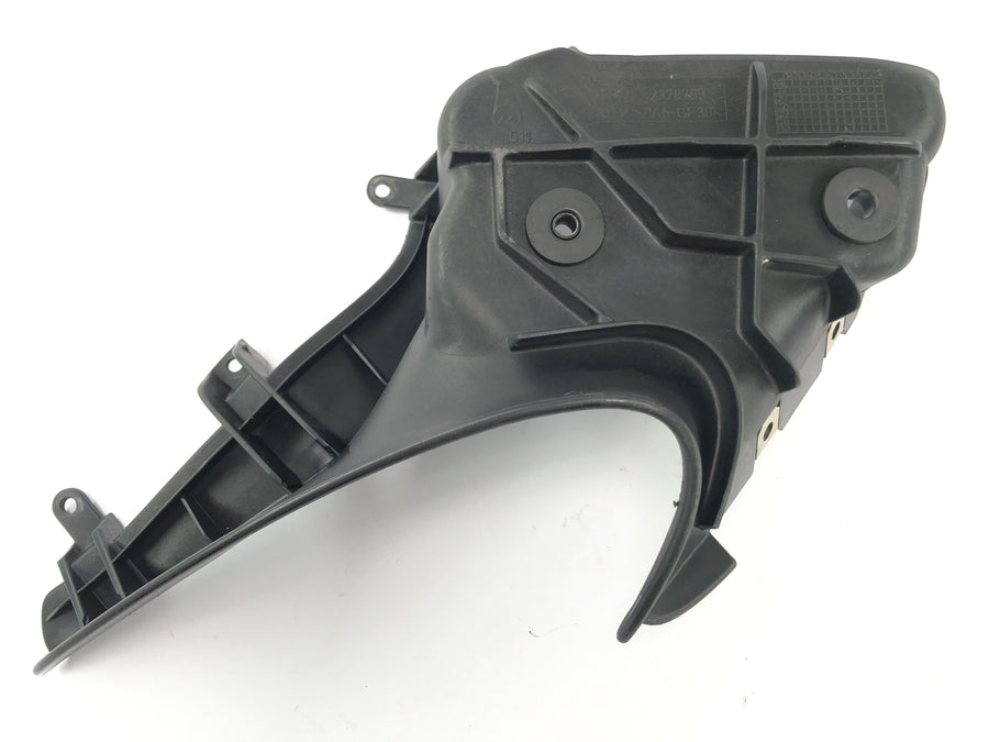 BMW R 1150 R R21 [2003] - Oil cooler bracket on the left