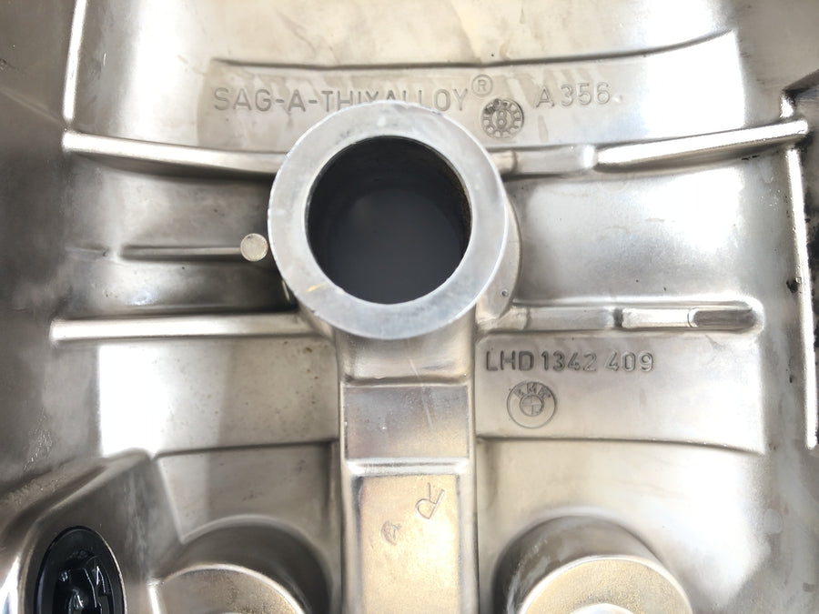 BMW R 1200 C 259c [1997] - valve lid on the right