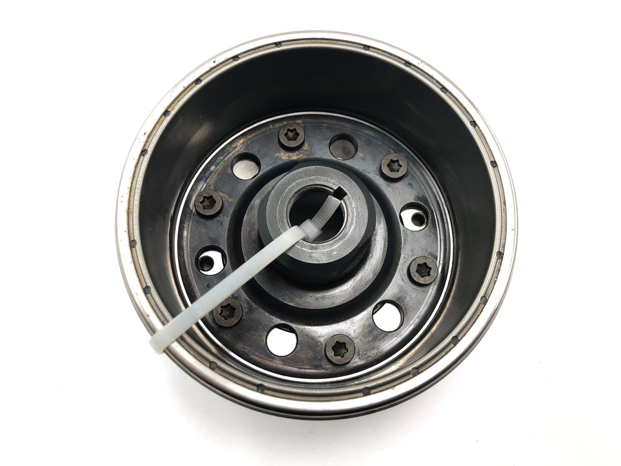 Honda CBR 900 RR Fireblade SC33 [2000] - Flywheel with starter freewheel starter freewheel rotor alternator
