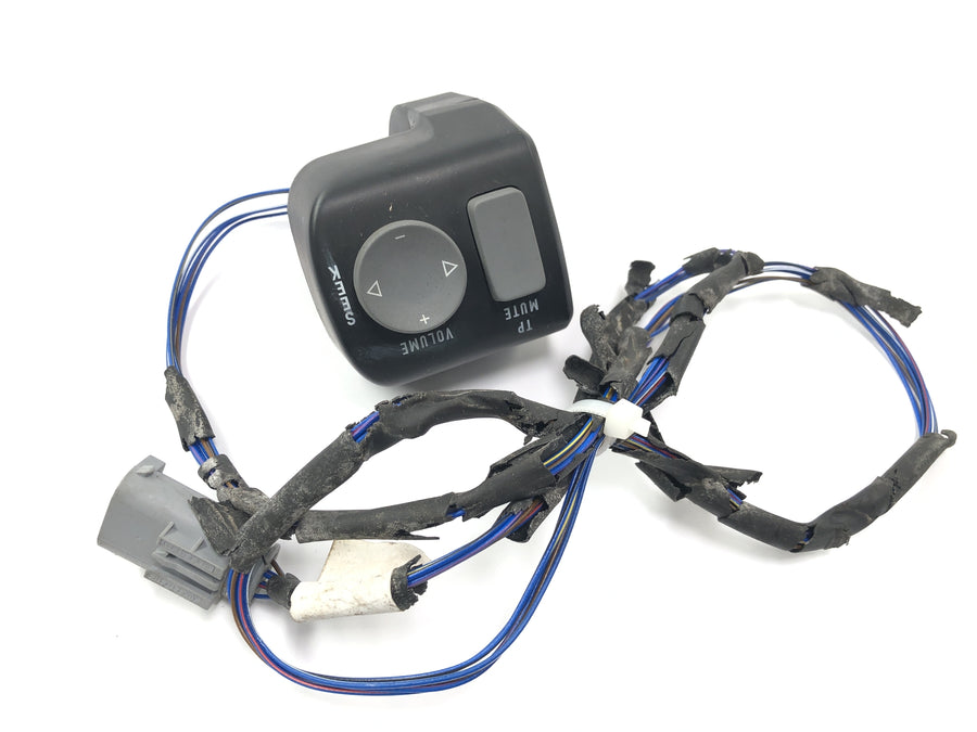 BMW R 1200 CL K30 [2003] - Radio section Volume control Senders search control switch on the left