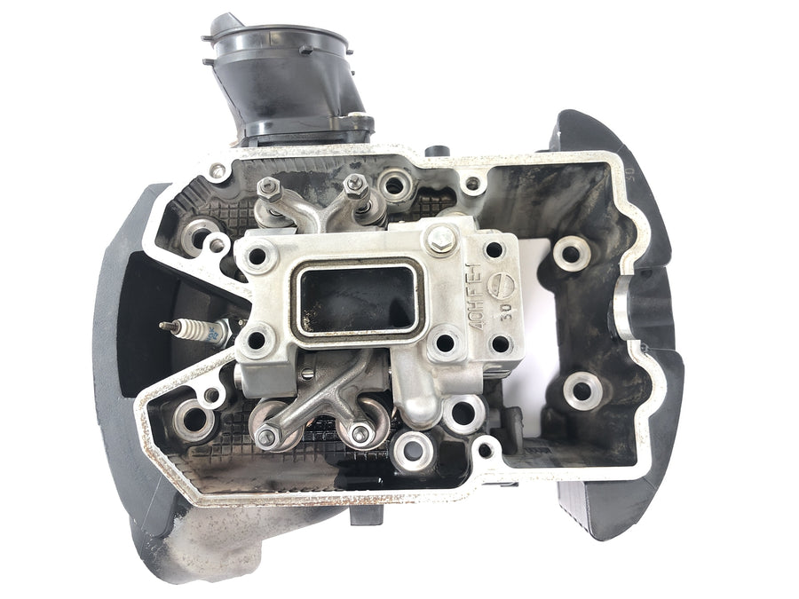 Suzuki VZ 1500 WVCU [2011] - culasse de soupape