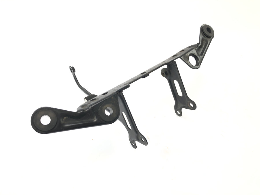 Aprilia RST 1000 Futura [2002] - fastening frame bracket front
