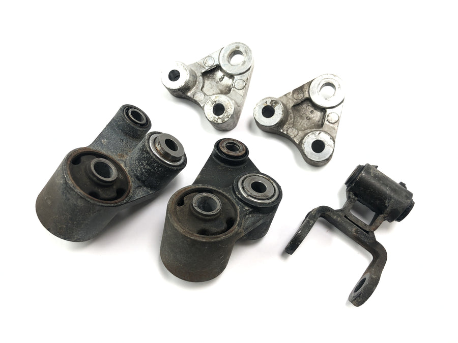 Yamaha XJR 1300 RP02 [1999] - Support moteur support moteur