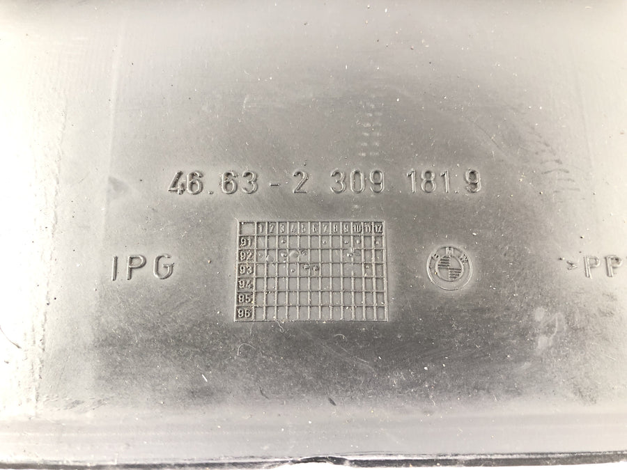 BMW K 1100 LT 100 [1994] - Clearing Cockpita cover loudspeaker aperture in front