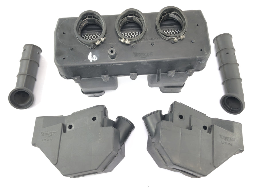 Triumph Daytona 900 T300 [1993] - Boîte de filtre à air Entake Airbox Air Box Complete