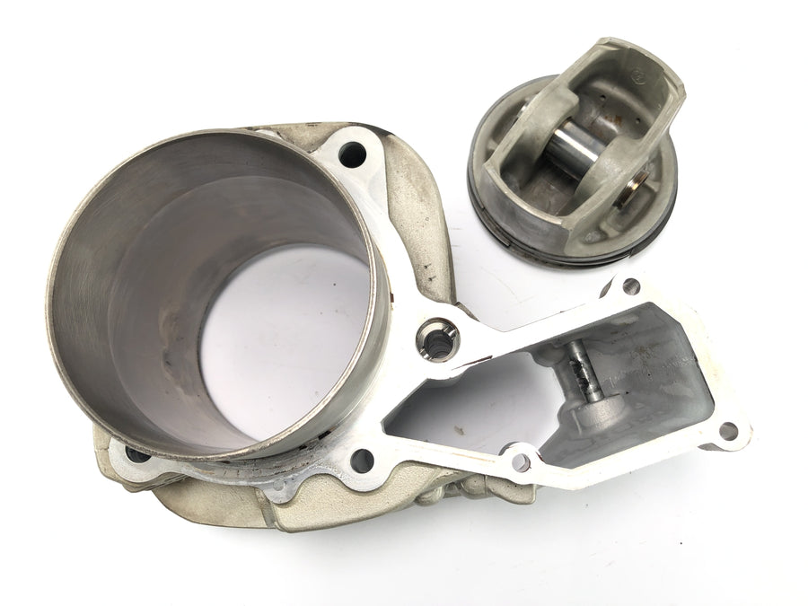 BMW R 1150 R R21 [2003] - Cylindre avec des pistons à gauche