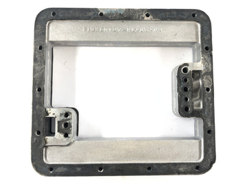 Moto Guzzi 850 Le Mans 3 VF [1986] - Oil pan between Motor Deck