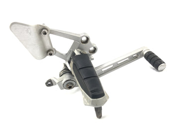 BMW R 1100 S R11S [2005] - Footrest right driver footrest with brake pedal