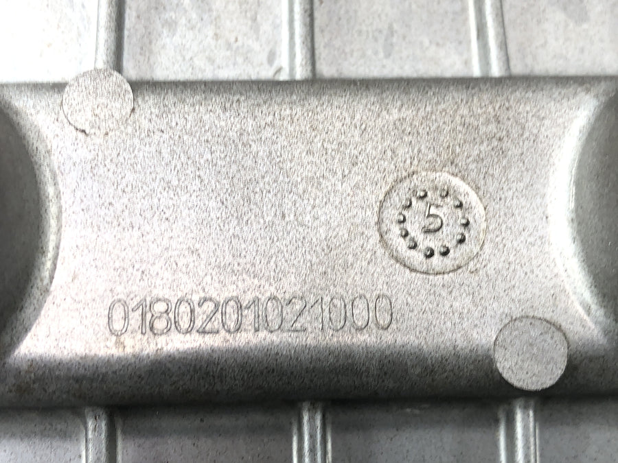 Benelli TNT 1130 [2009] - Couvercle de soupape couvercle moteur