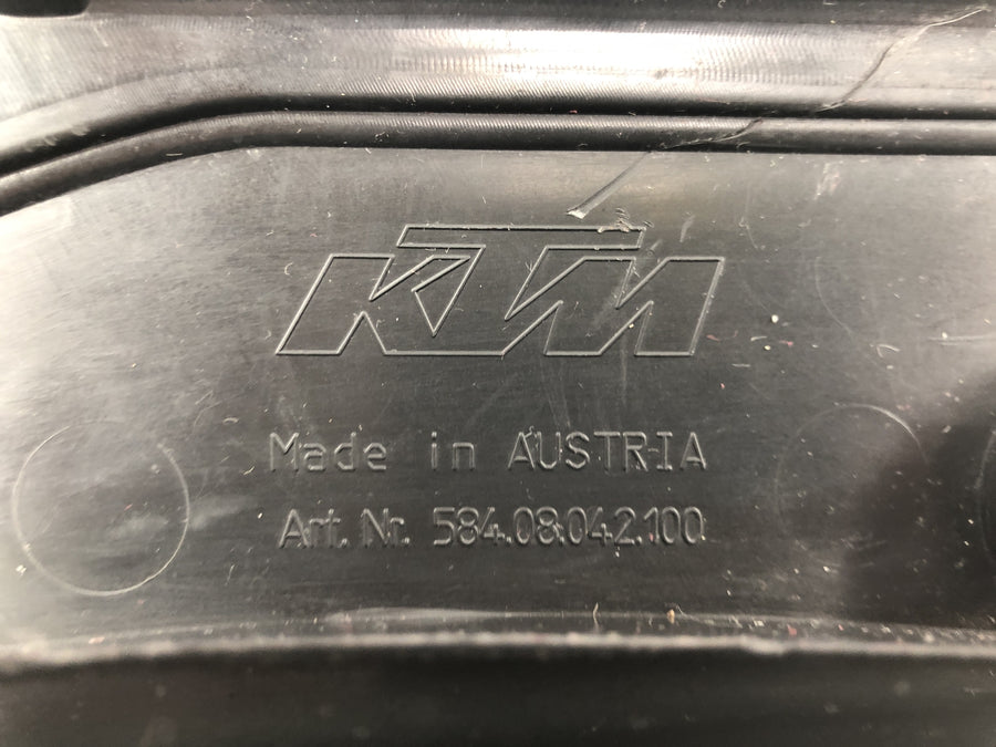 KTM 640 LC4 Prestige [2005] - Side fairing right side cover fairing