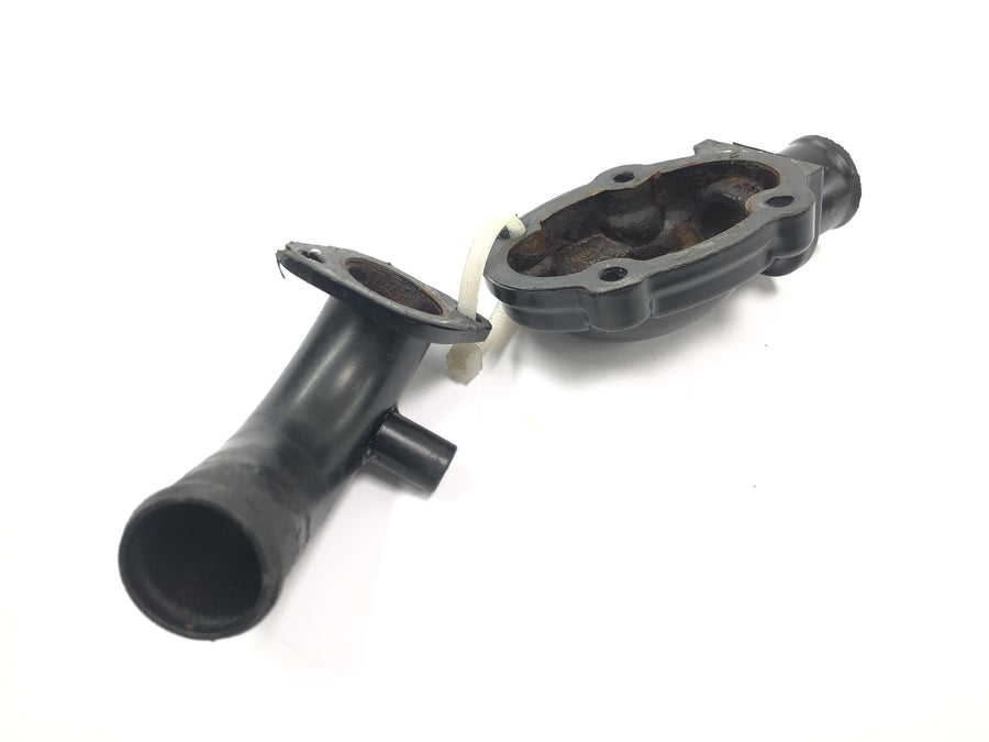 Triumph Speed ​​Triple T509 [1998] - Coolant connection cooling water flange housing cover