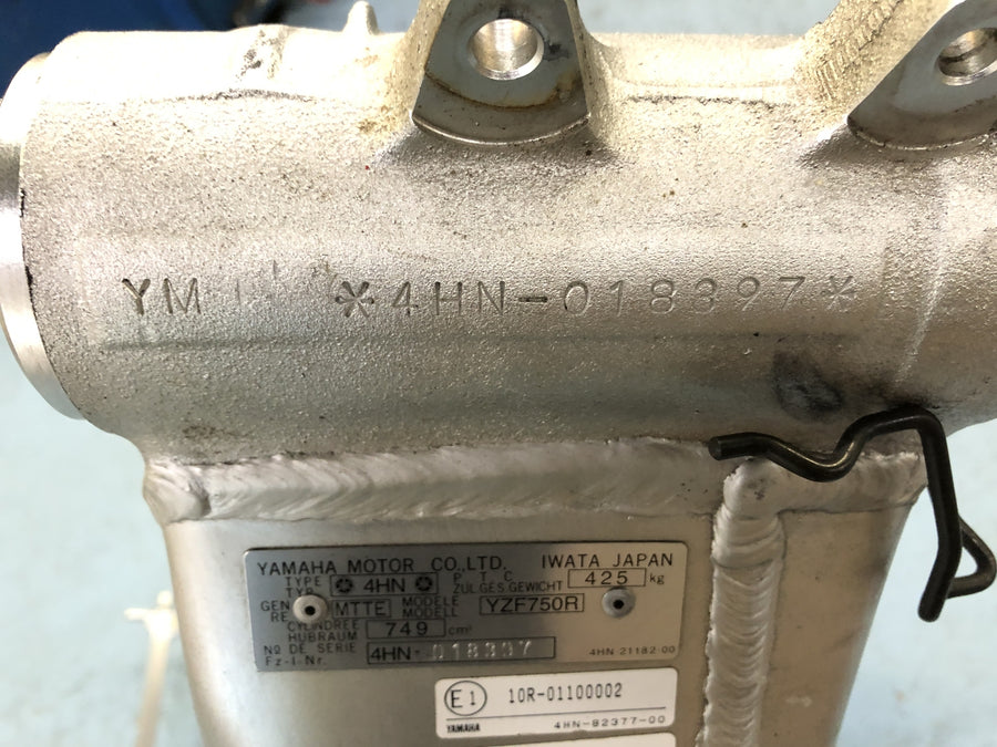Yamaha yzf 750 R 4hn [1996] - cadre avec papiers