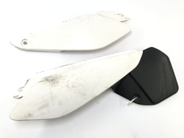 Yamaha DT 125 DE06 [2005] - Panneau latéral droit et gauche