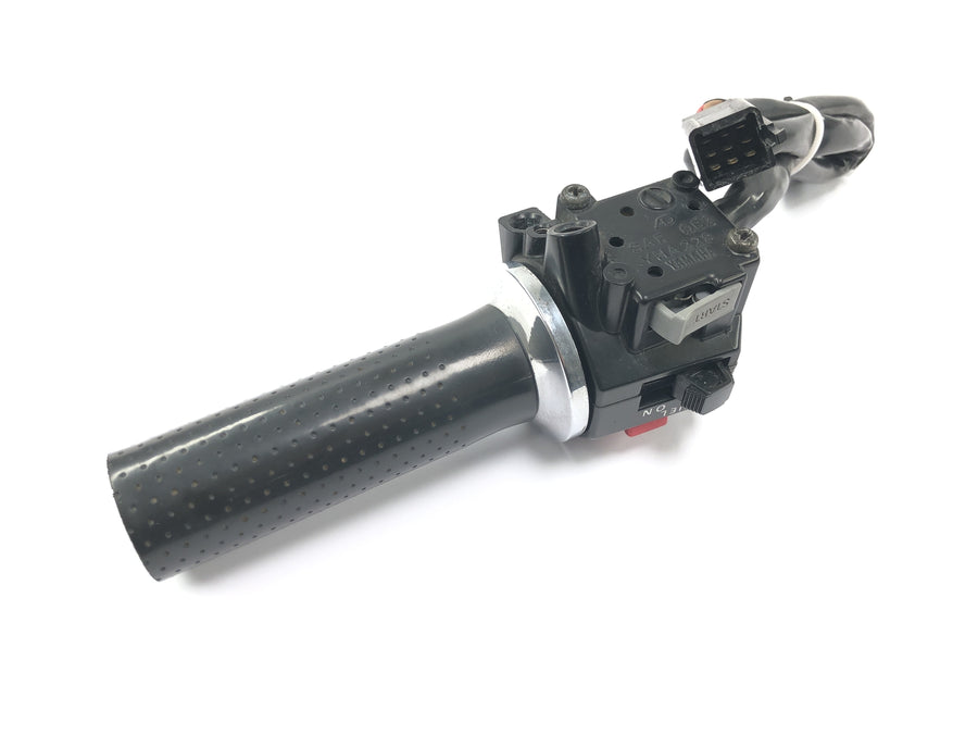 Yamaha V Max 1200 2LT [1998] - Throttle grip fitting right, switch housing handlebar fitting right