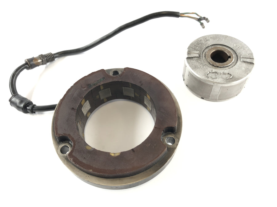 Triumph Bonneville T140V [1976] - Stator alternateur avec rotor
