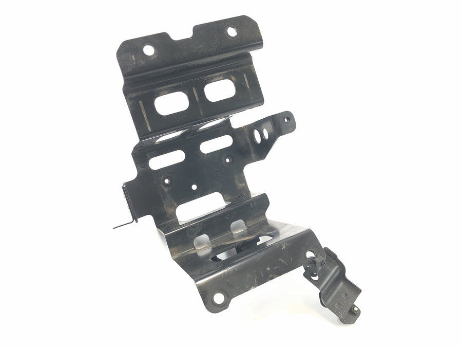 Suzuki VZ 1500 WVCU [2011] - battery box bracket unit holder