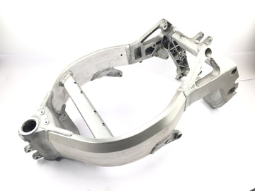 Honda CBR 900 RR Fireblade SC33 [2000] - Frame main frame with papers