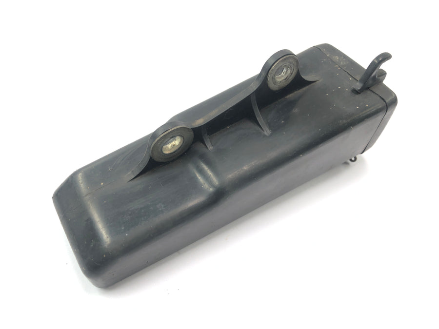 Honda XL 600 R PD03 [1986] - Storage compartment tool box