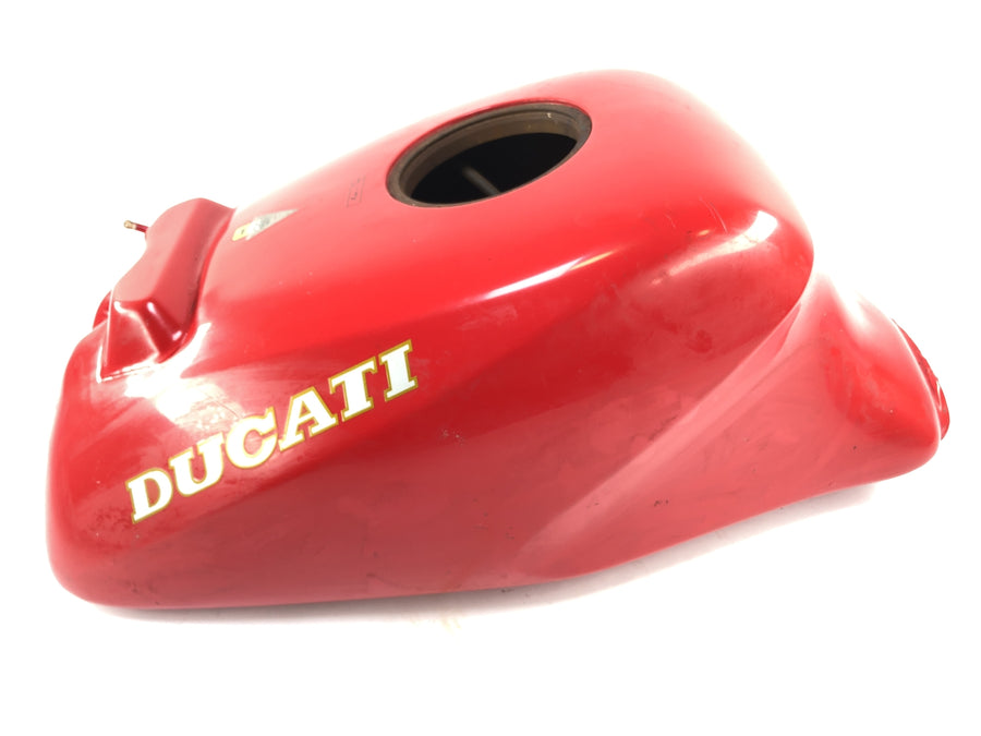 Ducati 900 SS [1991] - Tank Benzintank beschädigt muss geschweisst werden