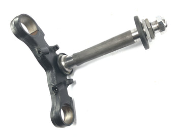 Triumph Bonneville T100 986MF [2012] - Pont de fourche inférieur, collier de fourche de pont de direction