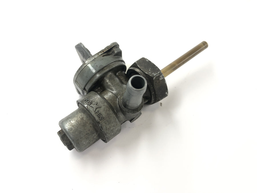 Honda XBR 500 PC15 [1989] - petrol tap fuel tap tank valve