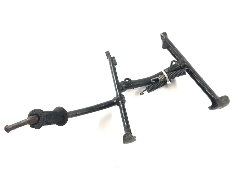 Triumph Bonneville T140V [1976] - main stand with a spring stand