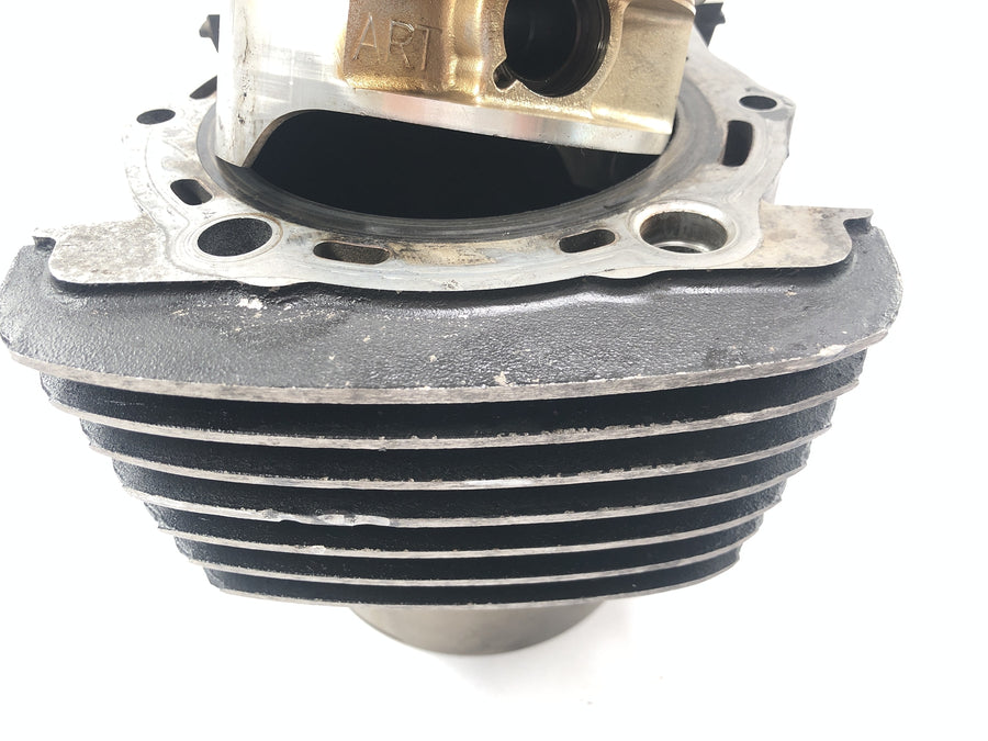 Kawasaki VN 1500 Classic VNT50D [2001] - cylinder Kit cylinder with pistons at the back