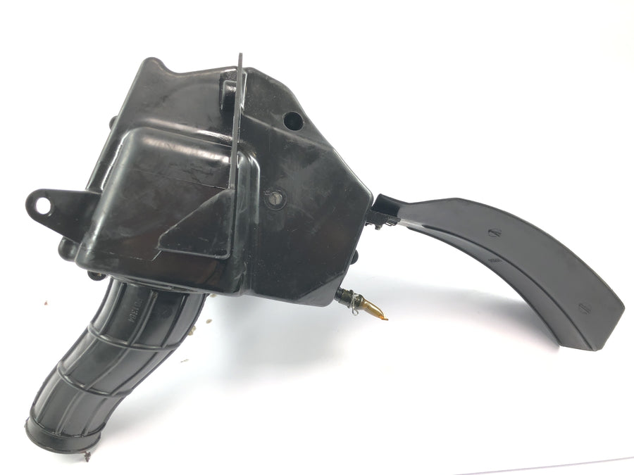 SWM SM 125 R [2018] - Air filter box Air filter housing Airbox intake box