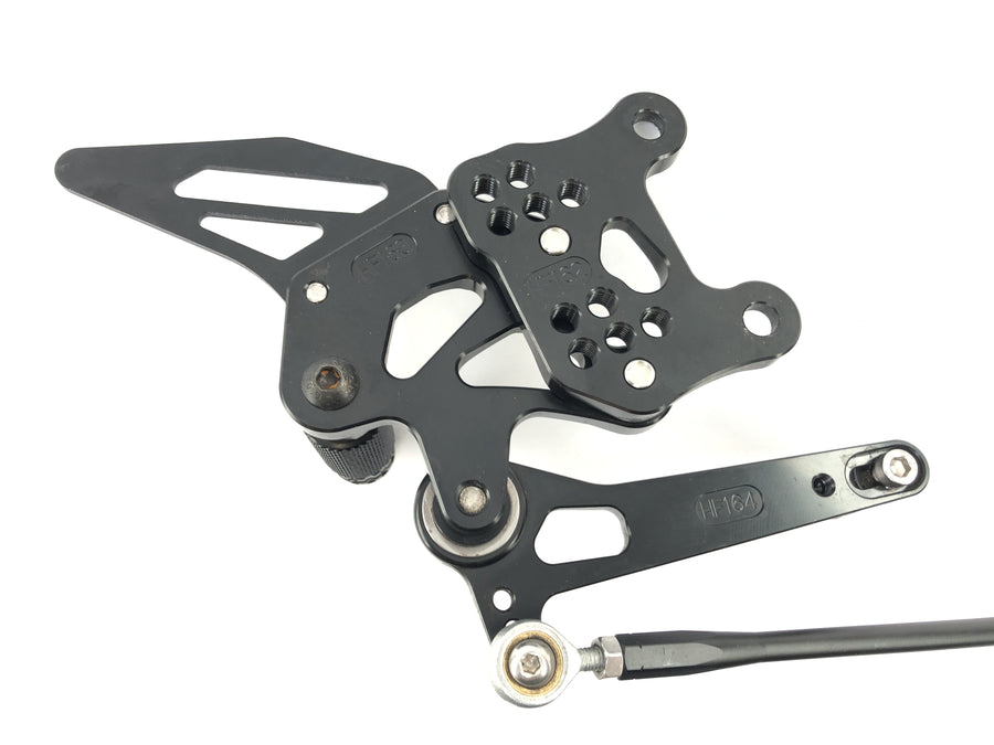 Aprilia RSV4 1000 [2010] - Footrest set with gearshift pedal and brake pedal
