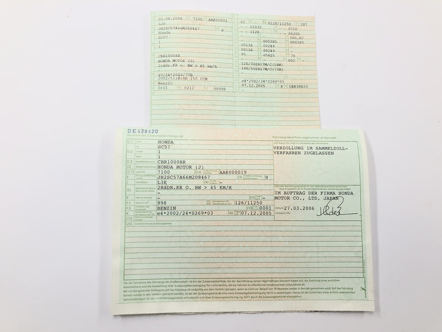 Honda CBR 1000 RR SC57 [2006] - Cadre avec cadre principal en papier
