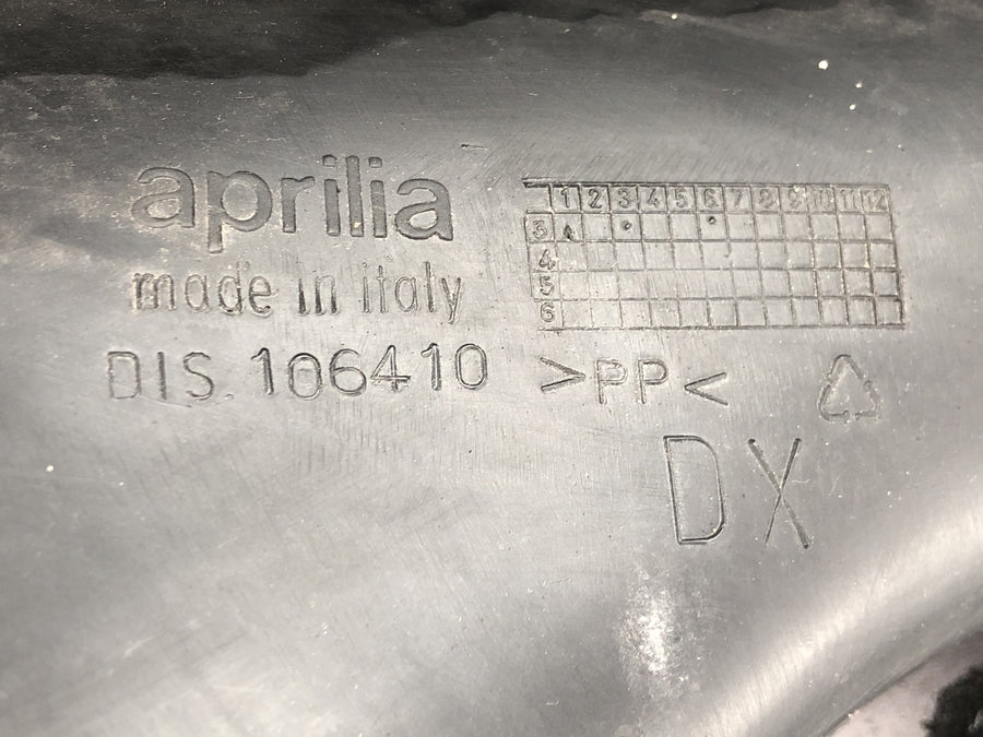 Aprilia RSV 1000 R [2004] - Carénage latéral partie carénage droite