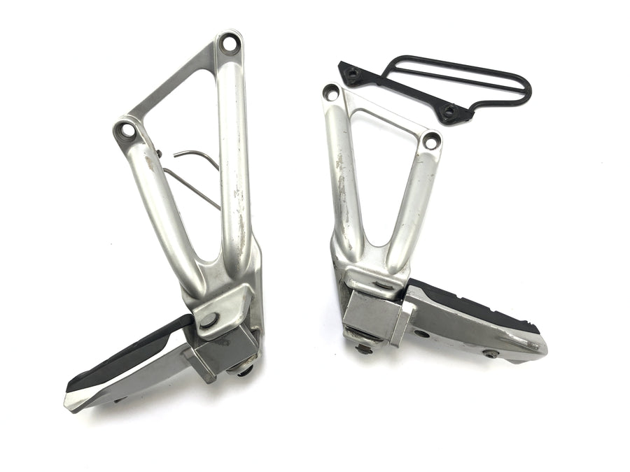 BMW R 1100 S R11S [2005] - Passenger footrests with bracket left and right