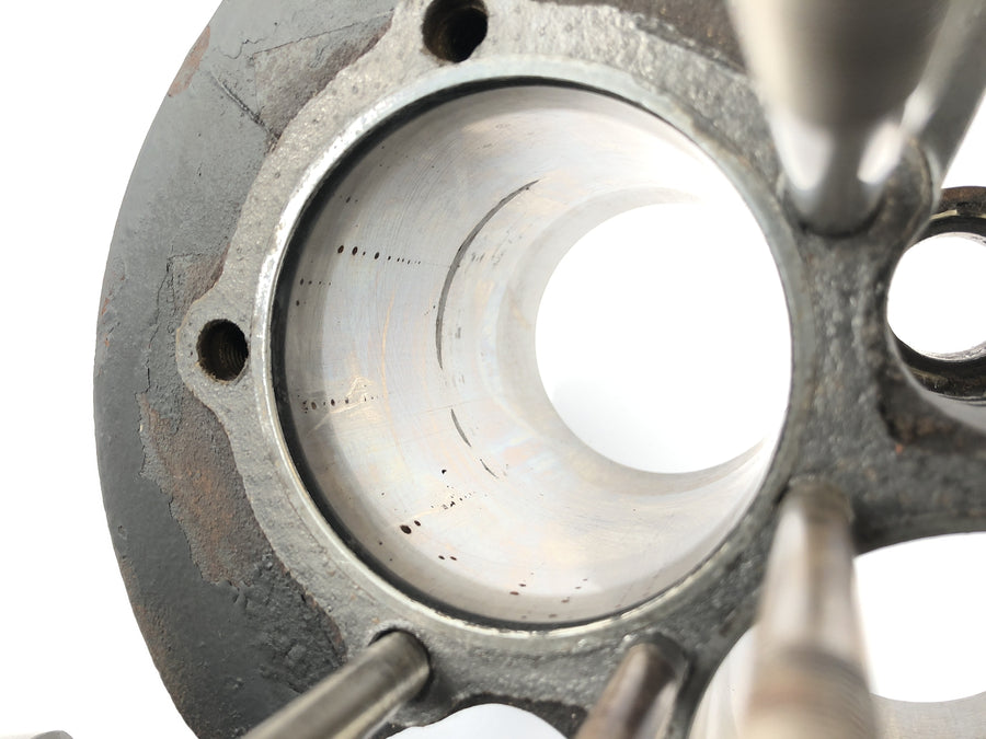 Triumph Bonneville T140V [1976] - Zylinder mit Kolben